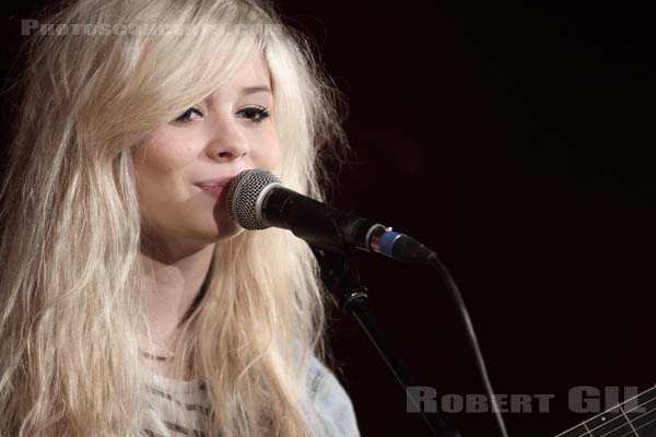 NINA NESBITT - 2012-03-10 - PARIS - La Maroquinerie - 